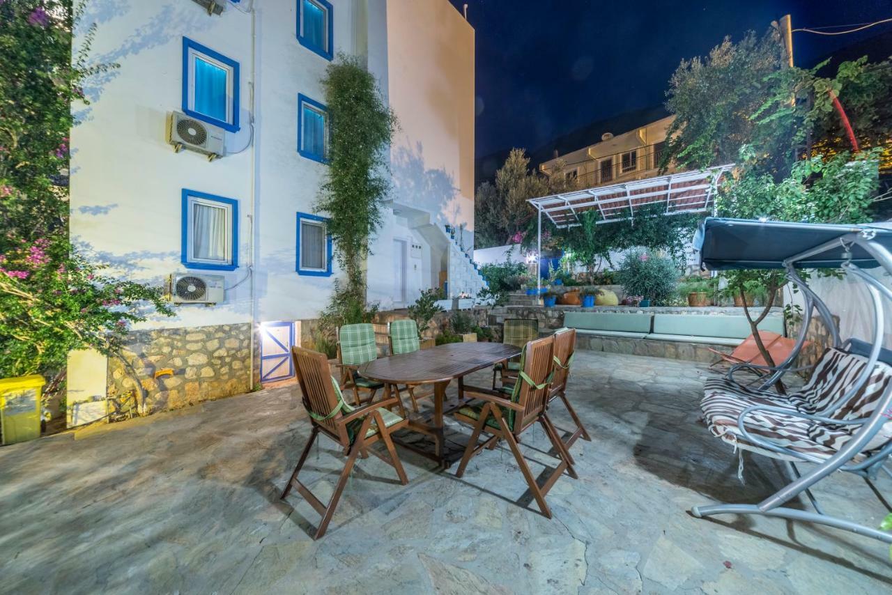 Miramar Pansiyon Kaş Esterno foto